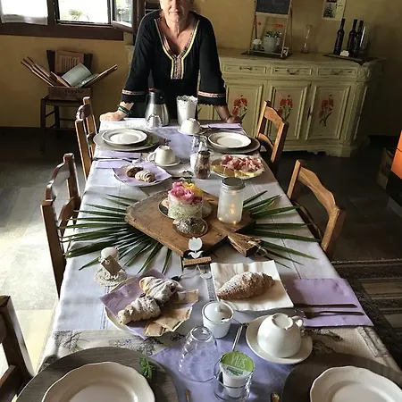 La Casa Del Riccio לינה וארוחת בוקר *