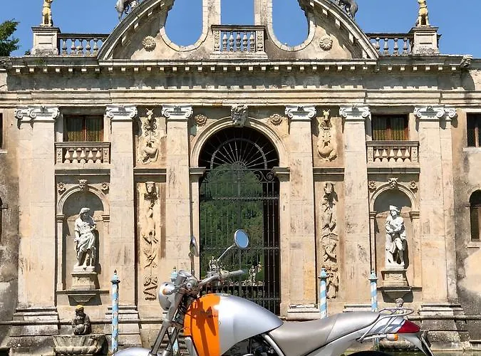 Nocleg ze śniadaniem La Casa Del Riccio 3*